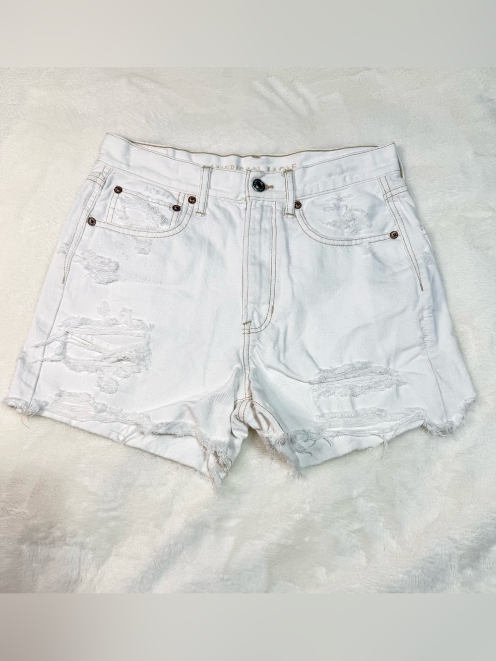 American Eagle Outfitters White Distressed Cutoff Jean Shorts NWOT